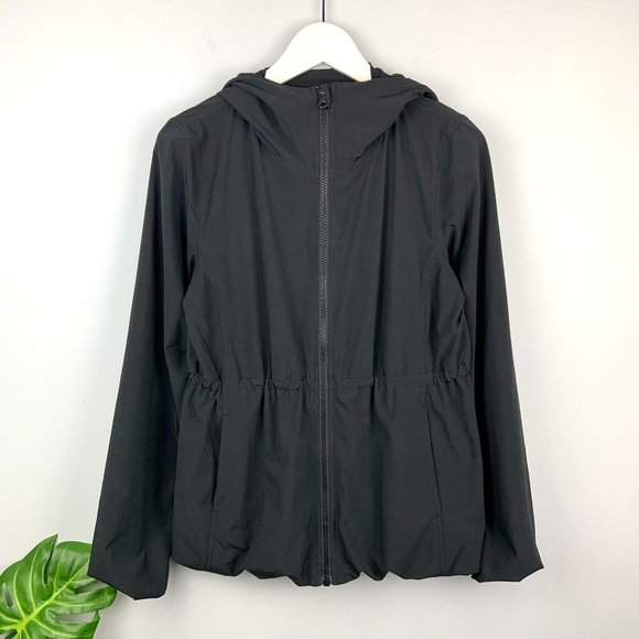 lululemon athletica Jackets & Blazers - Lululemon Athletica Cinched Hooded Rain Jacket